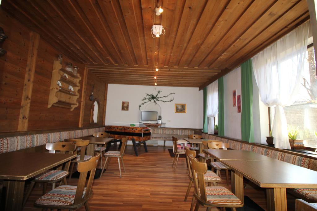 哥特泽斯 哥特则尼尔霍夫旅馆酒店 外观 照片